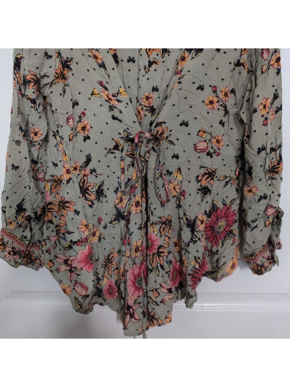 Lola P Floral Shirt Womens Size Large Green Boho Roll Tab Sleeves Button Front - Picture 11 of 12